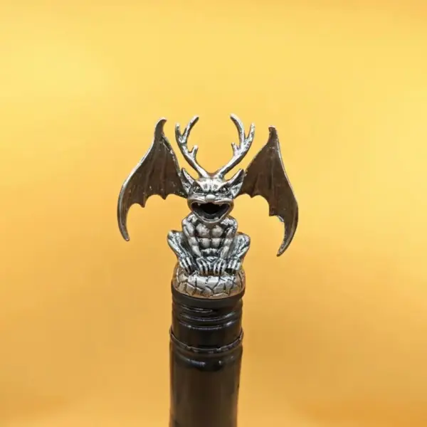 Gargoyle Wine Bottle Pourer (10) Gargoyle Wine Bottle Pourer Silver Front Side