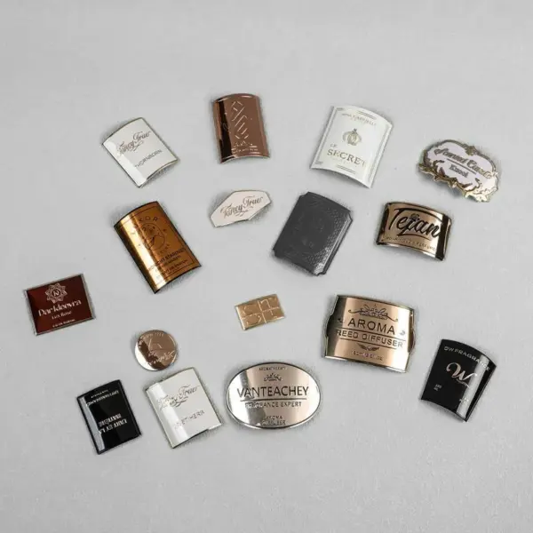 Custom Zinc Alloy Labels Zamak Wine Bottle Label Production Suppliers