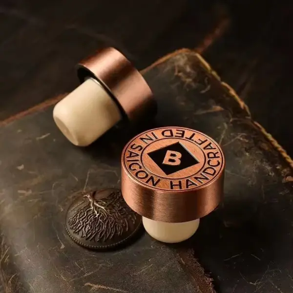 Embossed Logo Metal Wine Cap